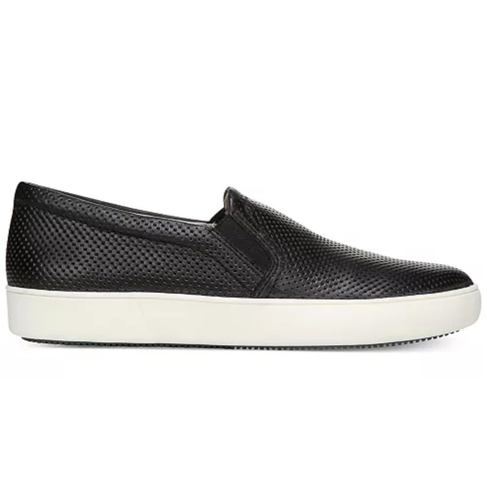 Naturalizer Leather Sneakers
Size 7